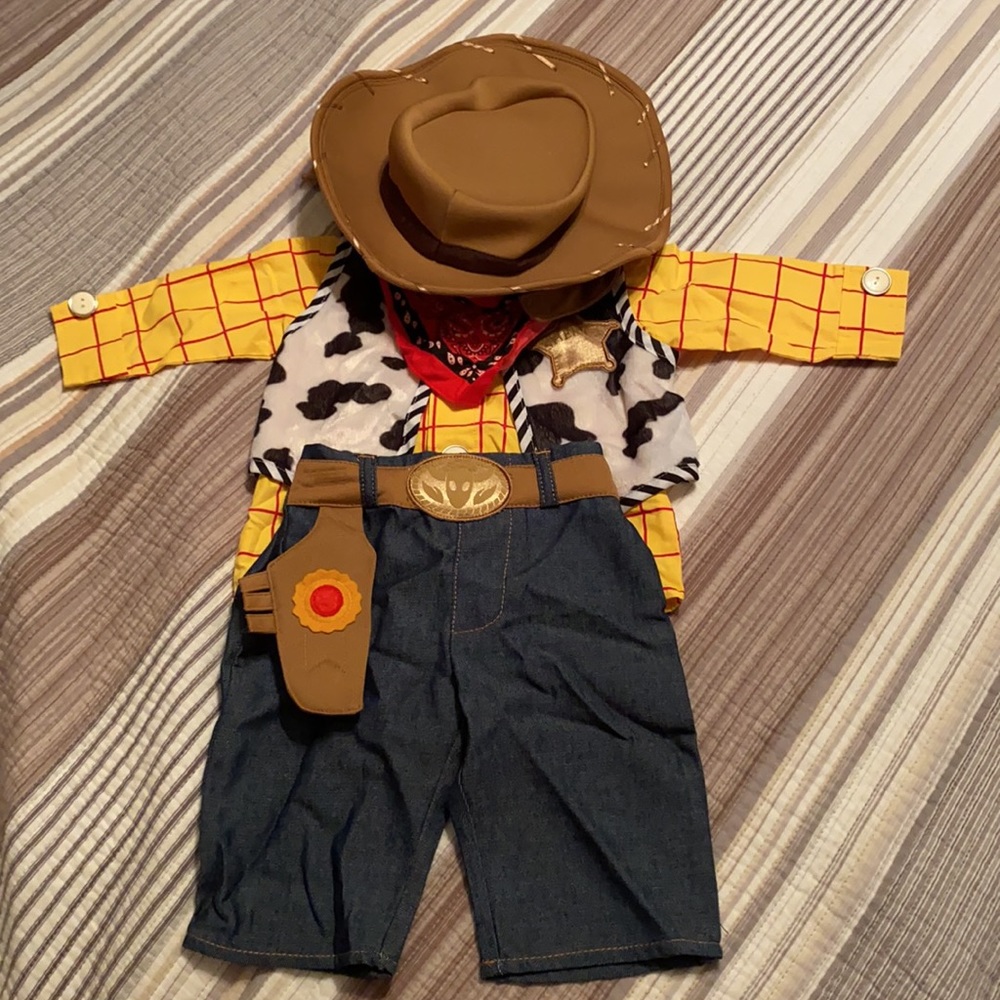 Woody costume